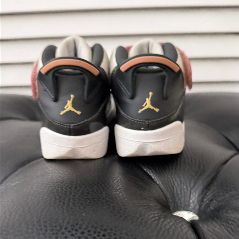 Jordan Toddler Girl Sneakers with Pink and Gray Accents Size 10C - Picture 4 of 6